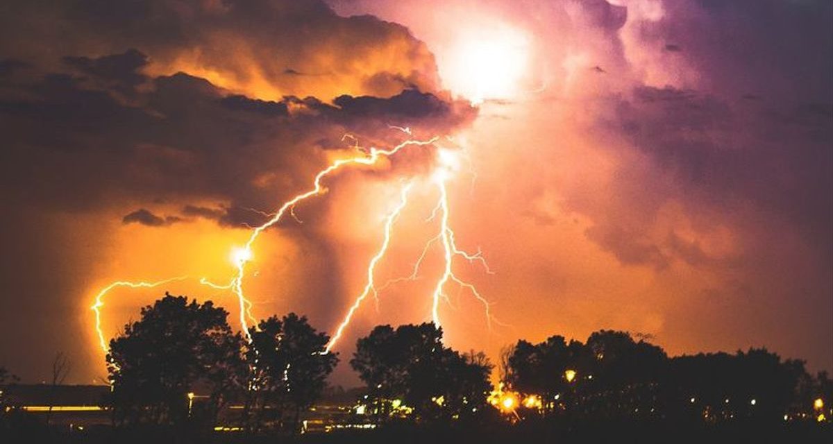 Terpaan Badai Penha Guncang Wilayah Selatan Filipina