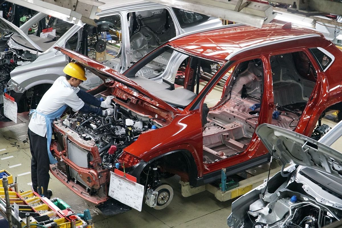 Transformasi Pabrik Otomotif
