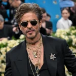 Penampilan Shah Rukh Khan Mencuri Perhatian Di Met Gala