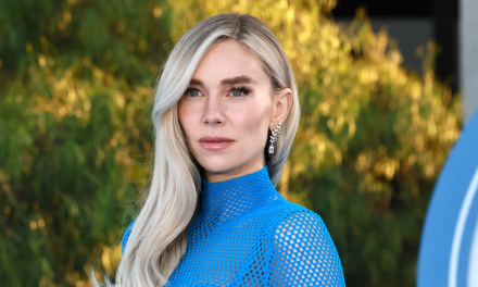 Vanessa Kirby Sebagai Sue Storm Pada Film The Fantastic Four