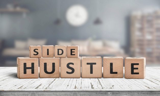 Side Hustle Bisa Dari Mana Aja: Jadi Blogger, Cuan Jalan Terus!